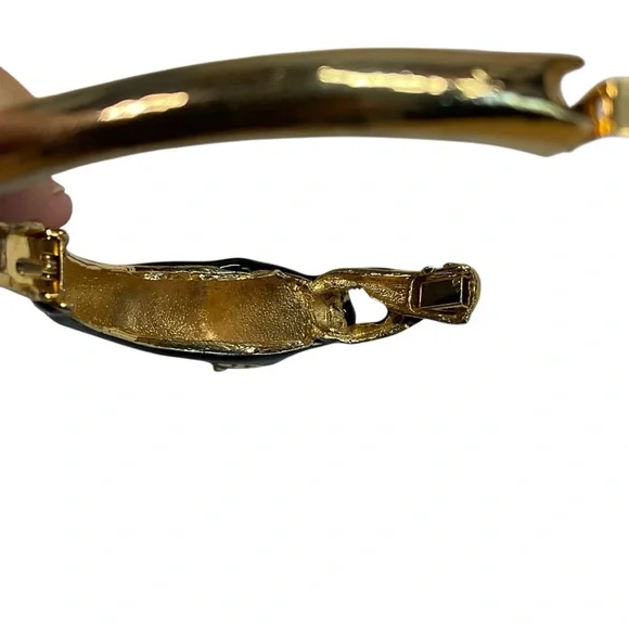 Vintage Black and Gold Enameled Panther Leopard Hinged Closure Bangle Bracelet - Picture 10 of 12